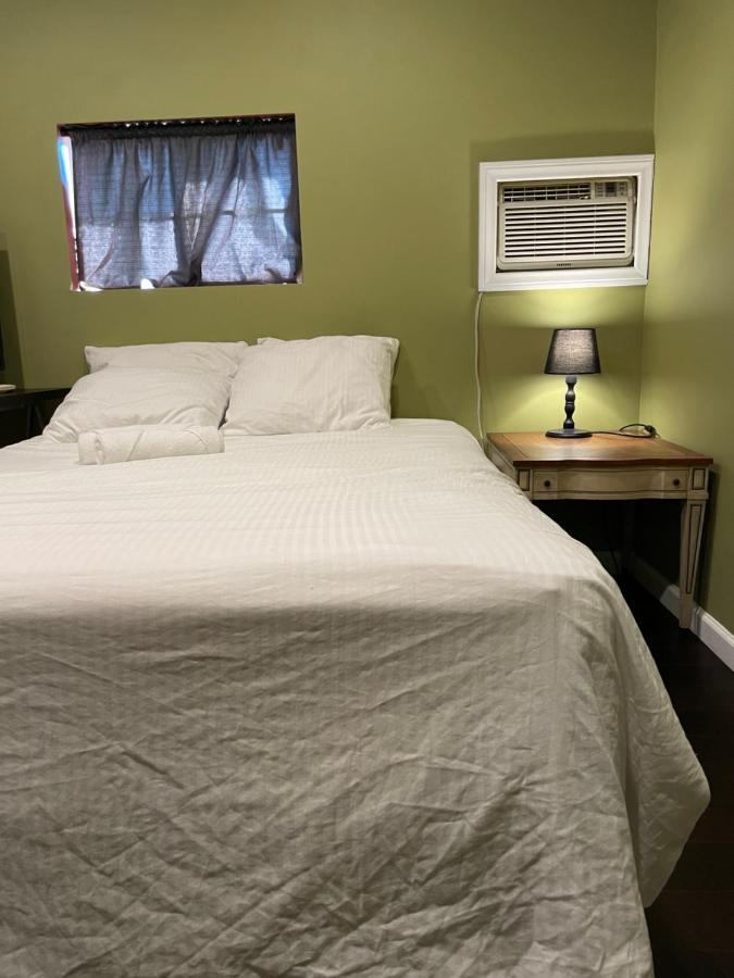 Private Standalone Room W/ Tv, Wifi & Ac In Carson Exteriér fotografie